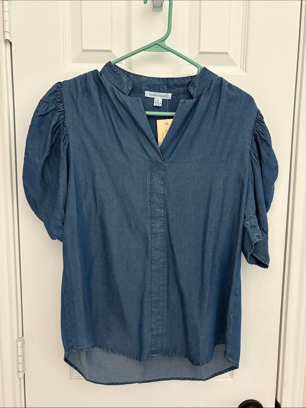 JohnPaulRichard Indigo Denim-Effect Puff Sleeve V-Neck Blouse